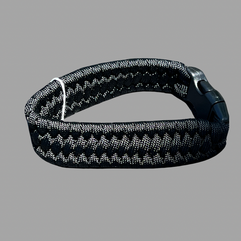 Black Trilobite Paracord Bracelet