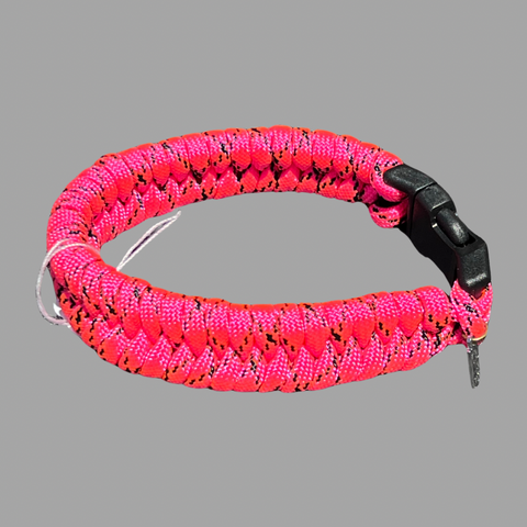 Pink/Black Fishtail Paracord Bracelet